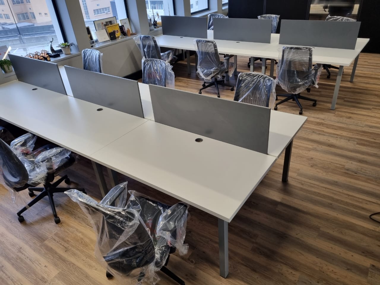 Zeta Cluster Desk