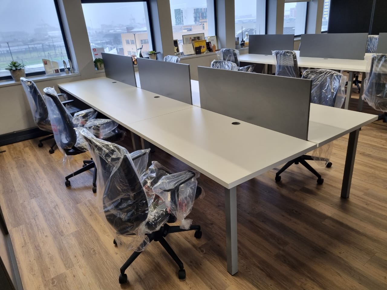 Zeta Cluster Desk